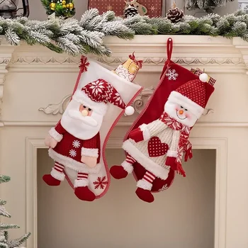 Jauni Ziemassvētku Rotājumi Piegādēm Ziemeļeiropā-kvalitatīvu Ziemassvētku Zeķes Vecs Vīrietis Dāvanu Maisu Sniegavīrs Dāvanu Maisu